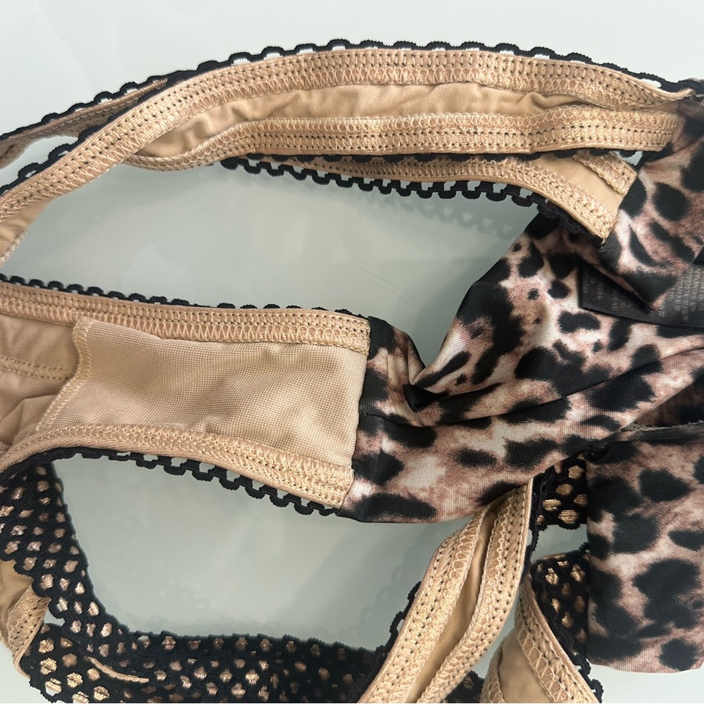 Leopard Print Bikini Set - Picture 4 of 8